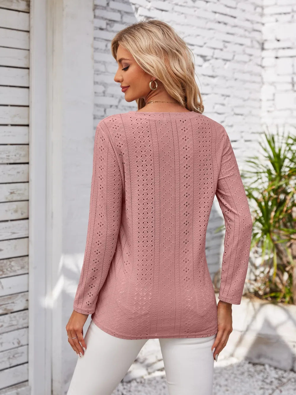 6c575a88-9e60-474e-b1d6-4b9afd2c1991-Max