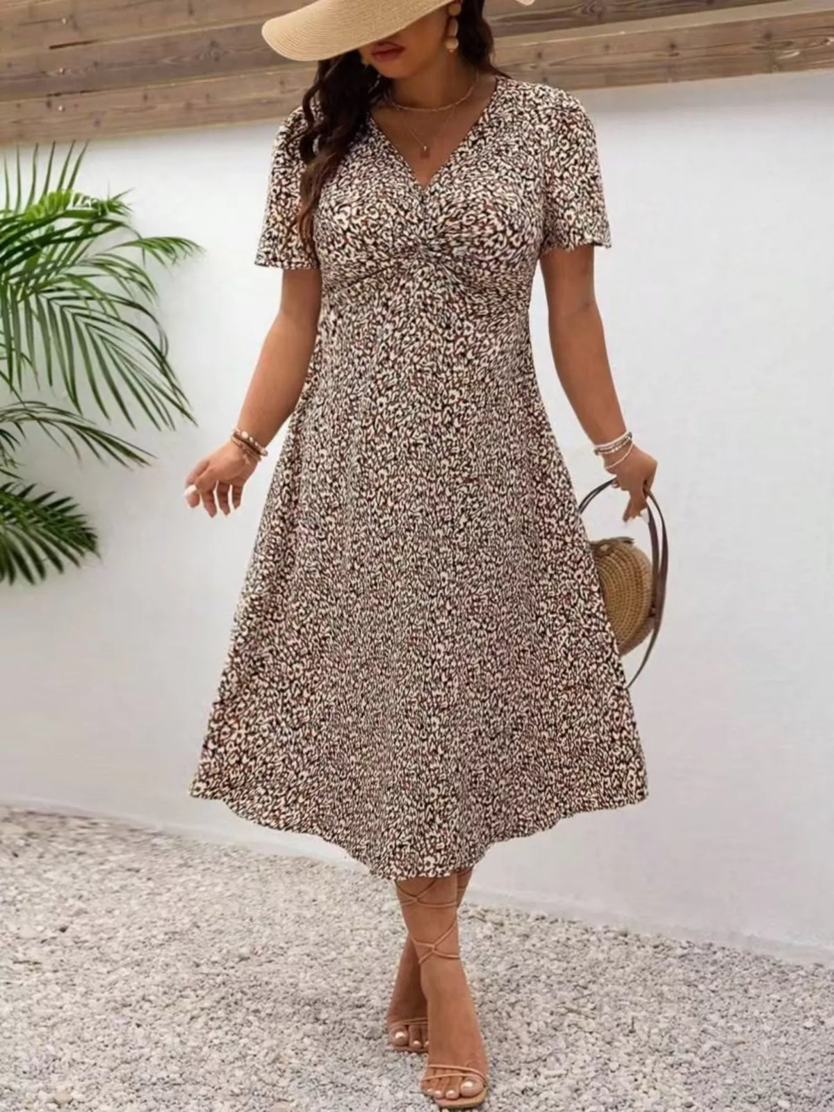 Plus Size Printed V-Neck Short Sleeve Midi Dress – Applauses Boutique