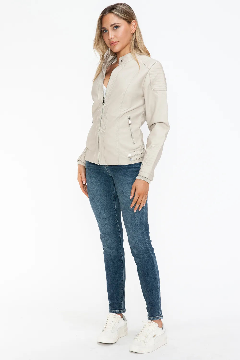 d4e09cd1-ed1b-45d8-90ba-7576e1e1307f-Max