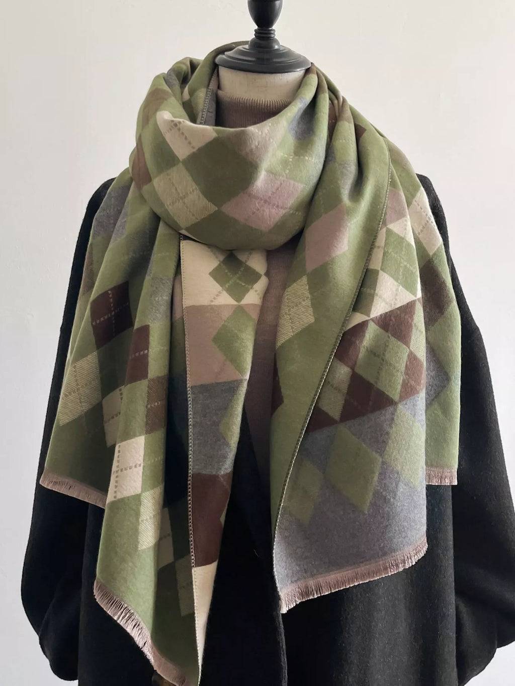 e44b0a88-5adc-4032-8a7d-8c2fa10d0b41-Max-Origin